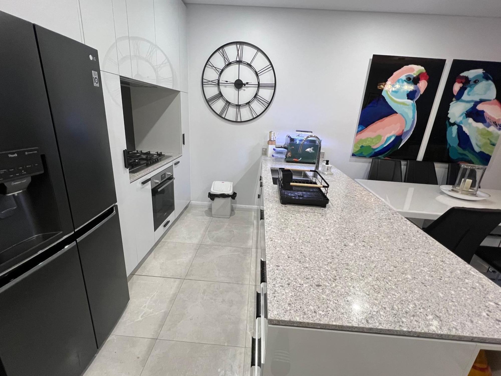 Inner Luxury Apartment *